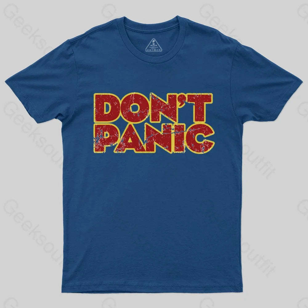 Don't Panic T-Shirt - Geeksoutfit