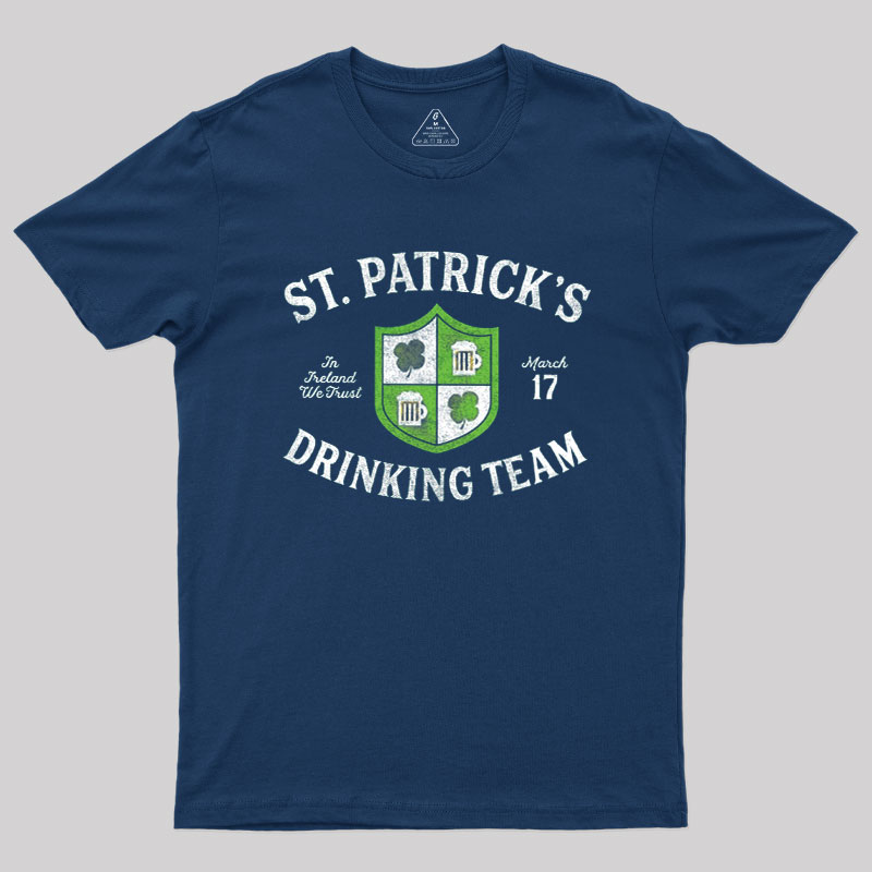 St Patrick's Drinking Team Geek T-Shirt