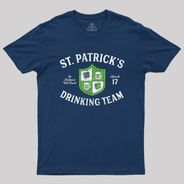 St Patrick's Drinking Team Geek T-Shirt