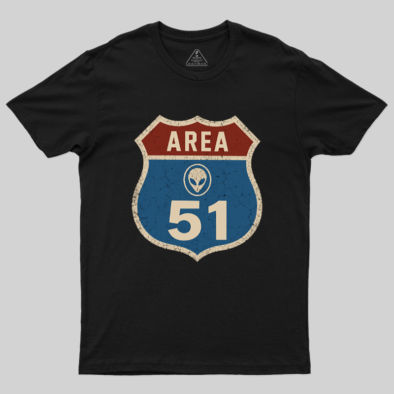 Secret Desert Alien Outpost Geek T-Shirt