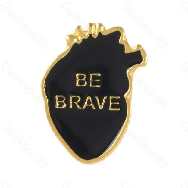 Heart Enamel Pins - Geeksoutfit