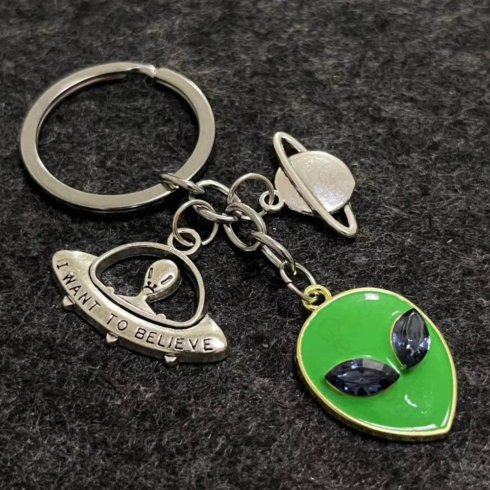 I Want To Believe Alien Space Exploration Keychain 3