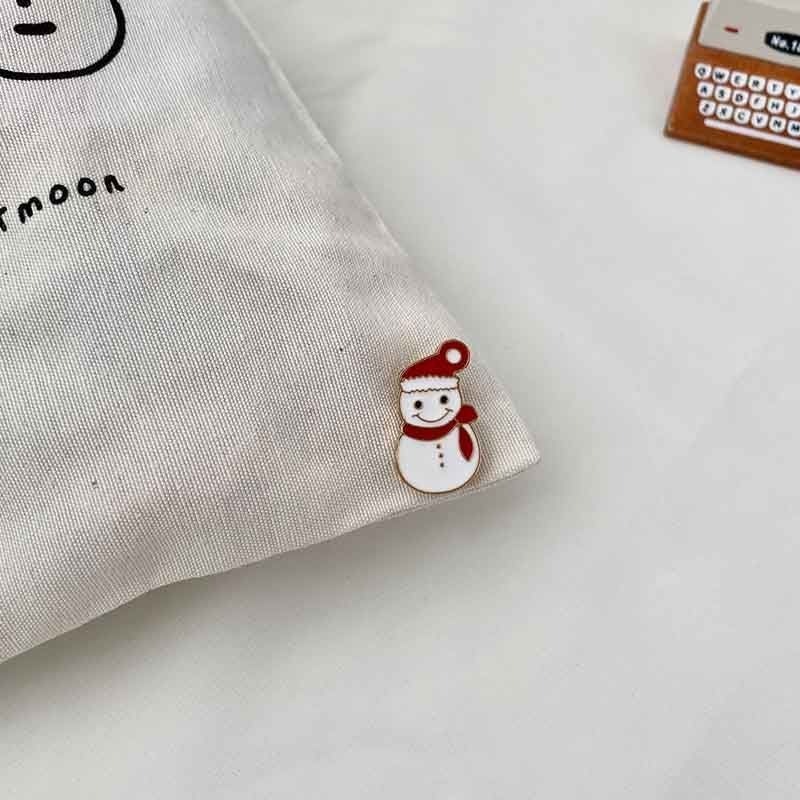 Geeksoutfit Christmas Snowflake Fawn Pins for Sale