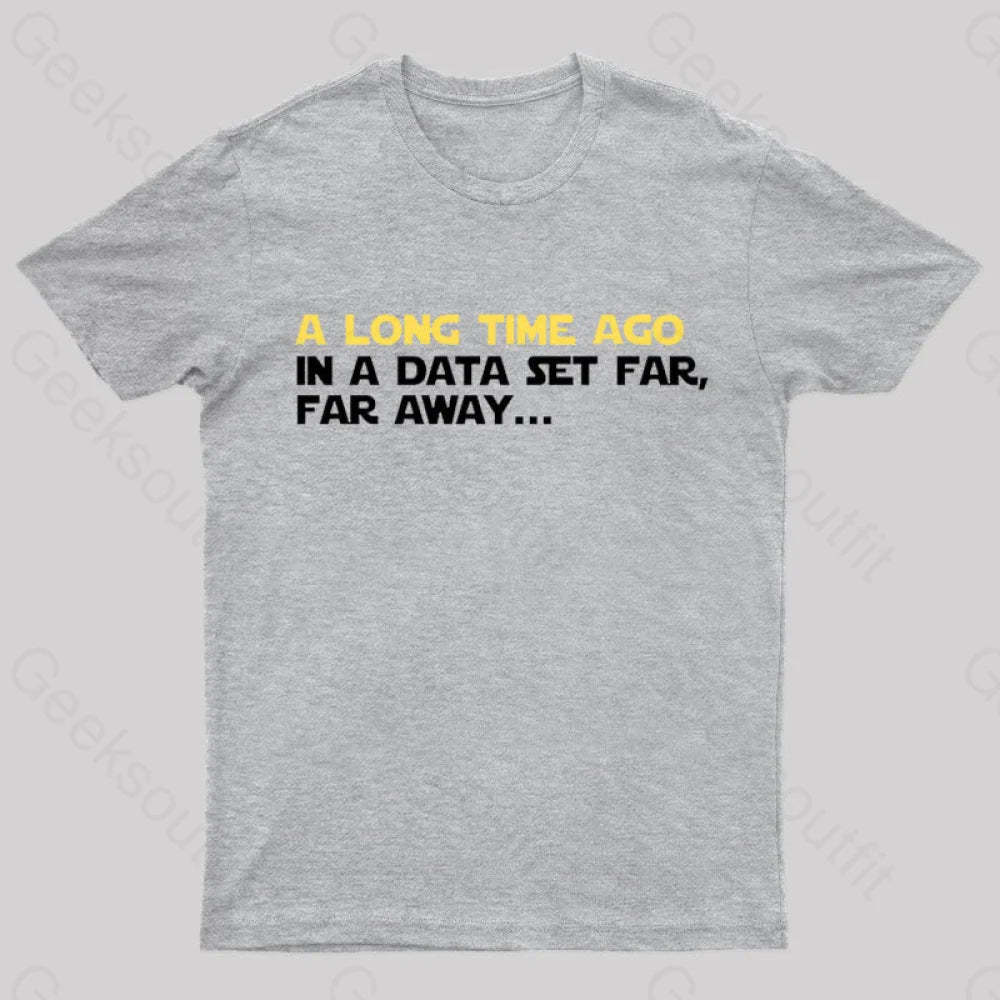 In A Data Set Far Geek T-Shirt Grey / S