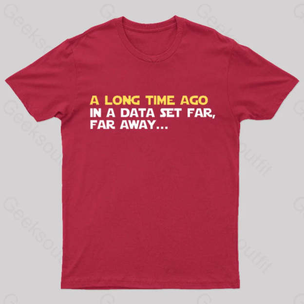 In A Data Set Far Geek T-Shirt Red / S