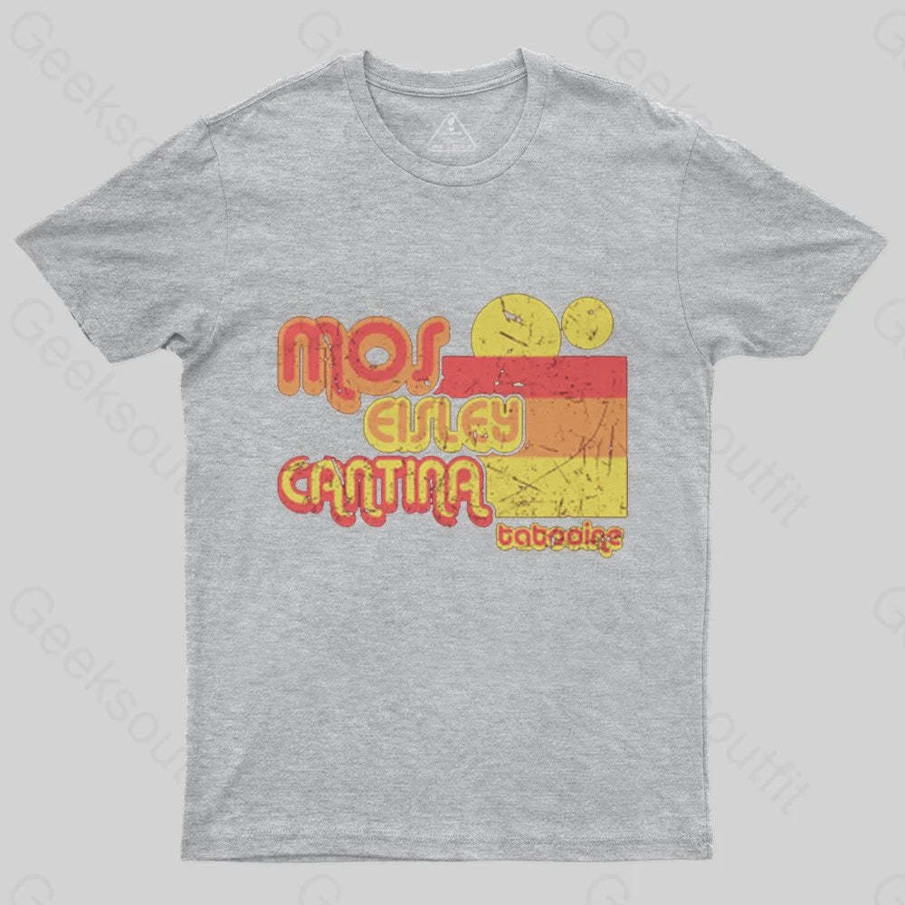 Mos Eisley Retro 2 T-Shirt - Geeksoutfit