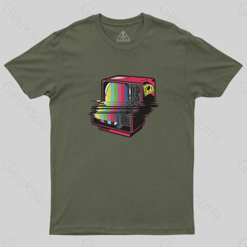 Nostalgia Tube Screen TV T-Shirt - Geeksoutfit