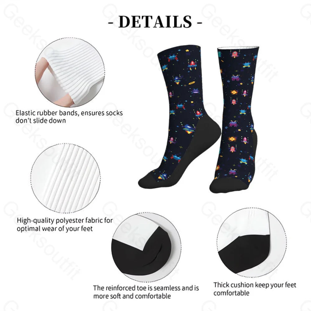 Pixel Style Retro Game Men’s Socks