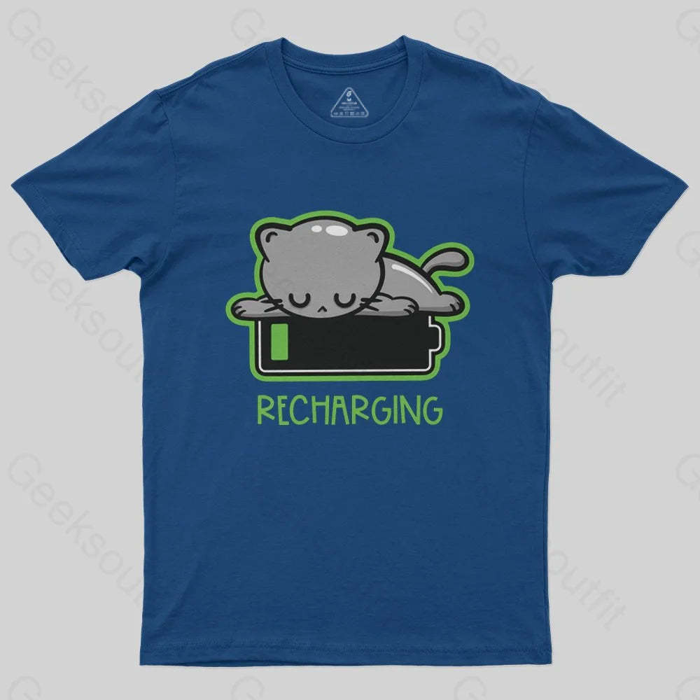 Recharging Cat T-Shirt - Geeksoutfit