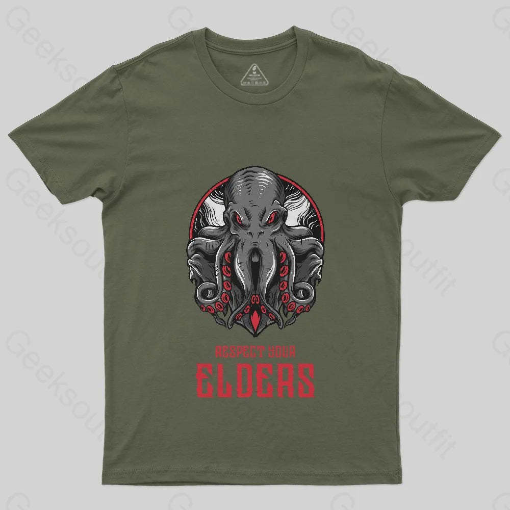 Respect Your Elders | Cthulhu | Gangster Cthulhu Essential T-Shirt - Geeksoutfit