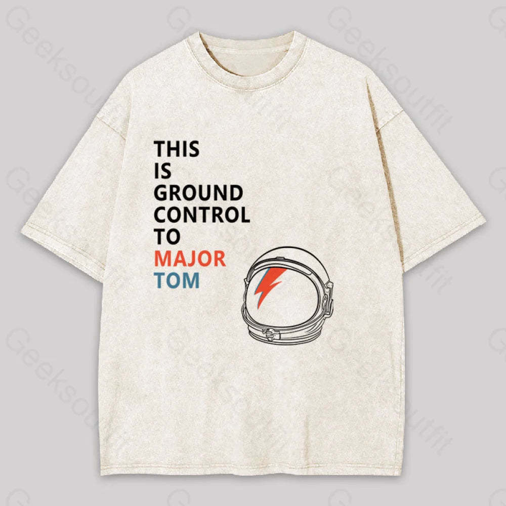 Space Oddity This Is Ground Control To Major Tom Washed T-Shirt Apricot / S