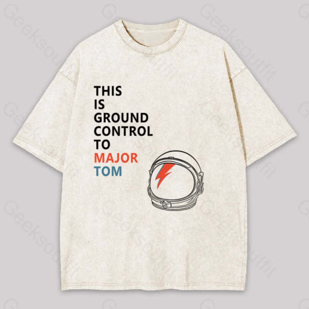 Space Oddity This Is Ground Control To Major Tom Washed T-Shirt Apricot / S