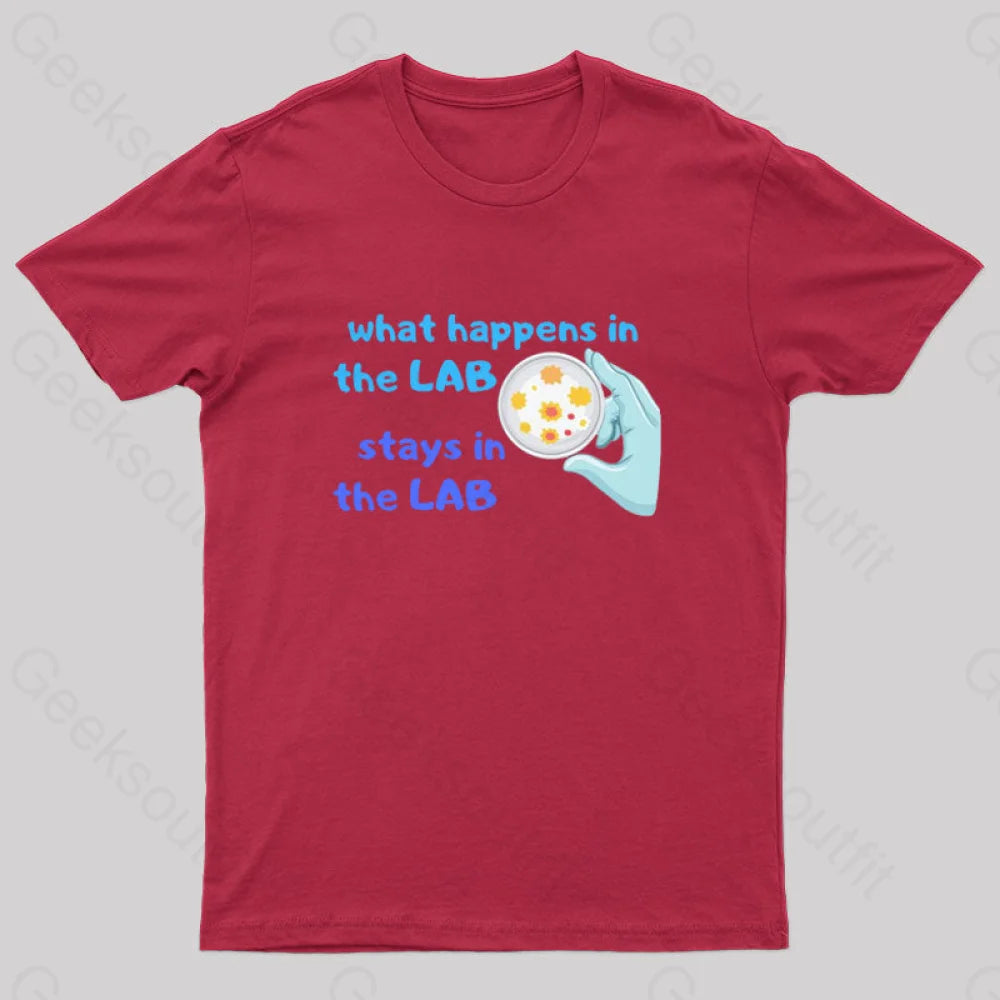 What Happens In The Lab Geek T-Shirt Red / S