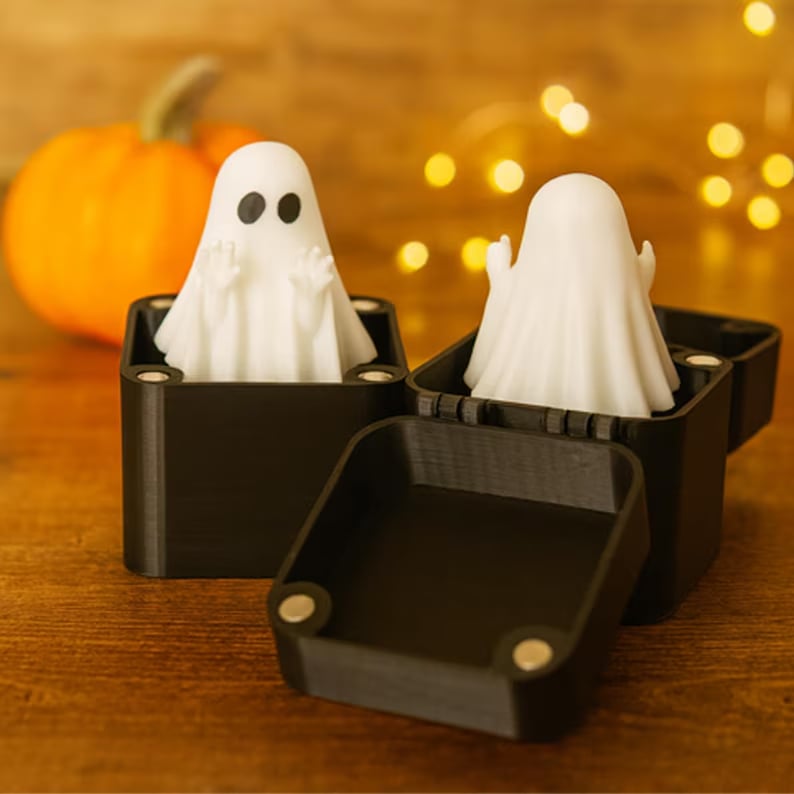 🔥🎃👻Halloween Ghost Surprise Gift Box – Spooky Mystery Treats & Fun Holiday Gift for Halloween Lovers