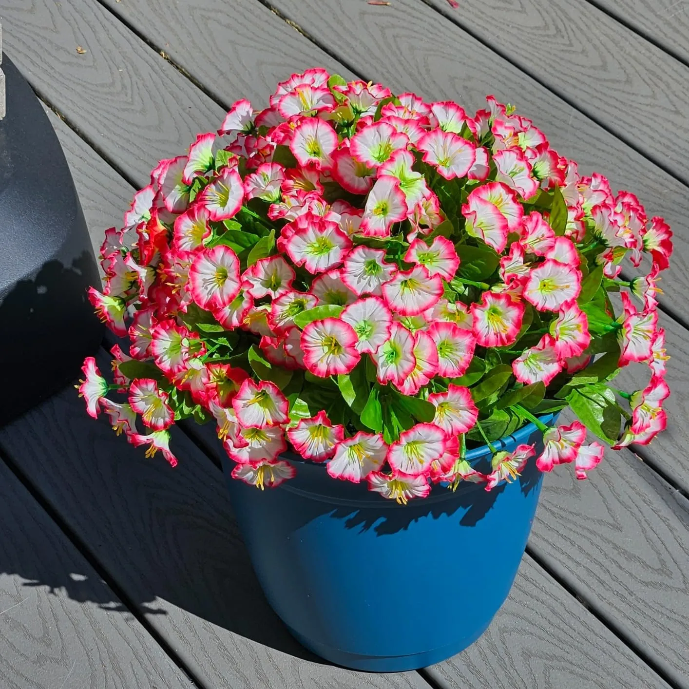 🔥 $9.97 On Sale Today Only 🌺 UV-Resistant Lifelike Artificial Petunias