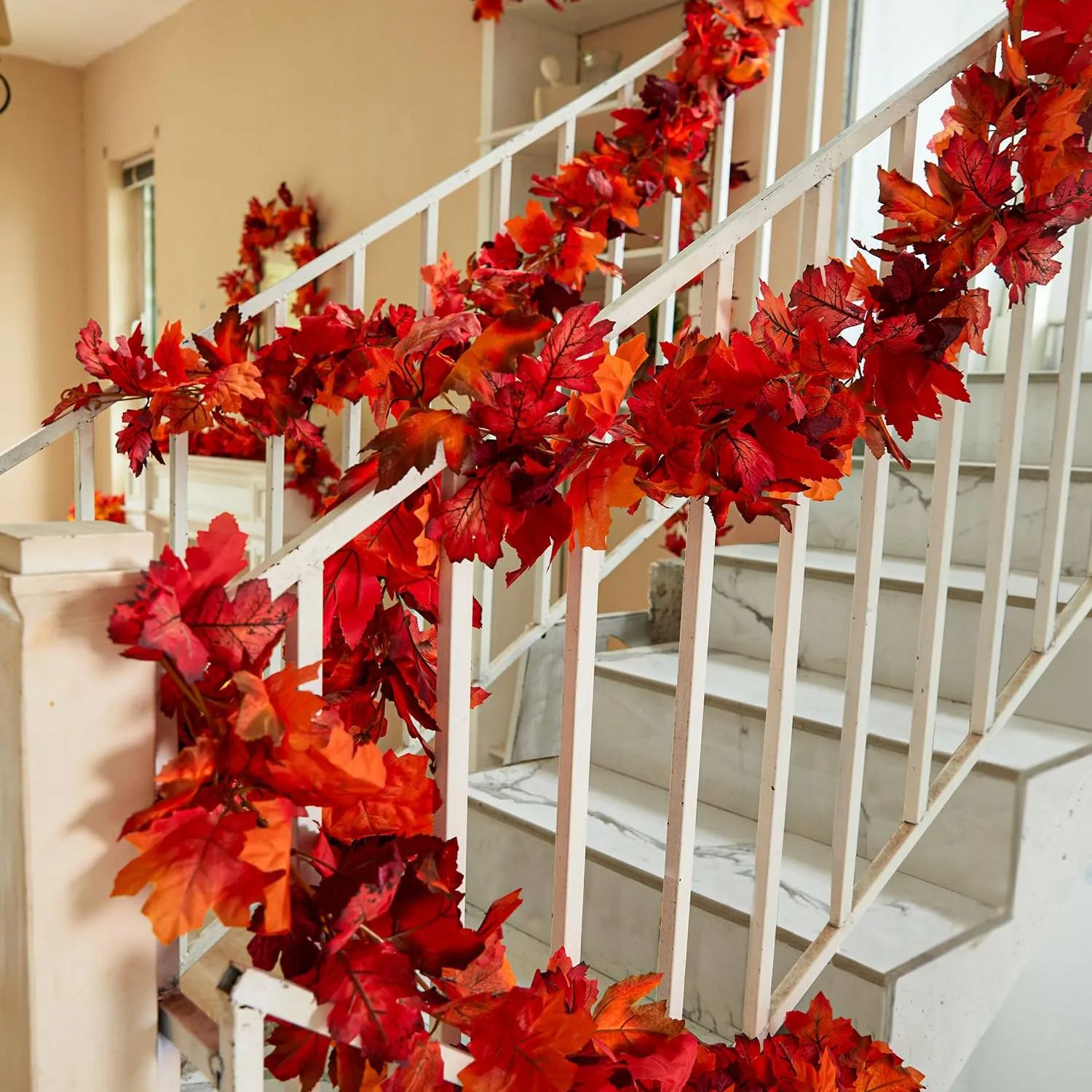🔥Hot Sale 60% OFF - Artificial Maple Leaf Autumn Garland🍁