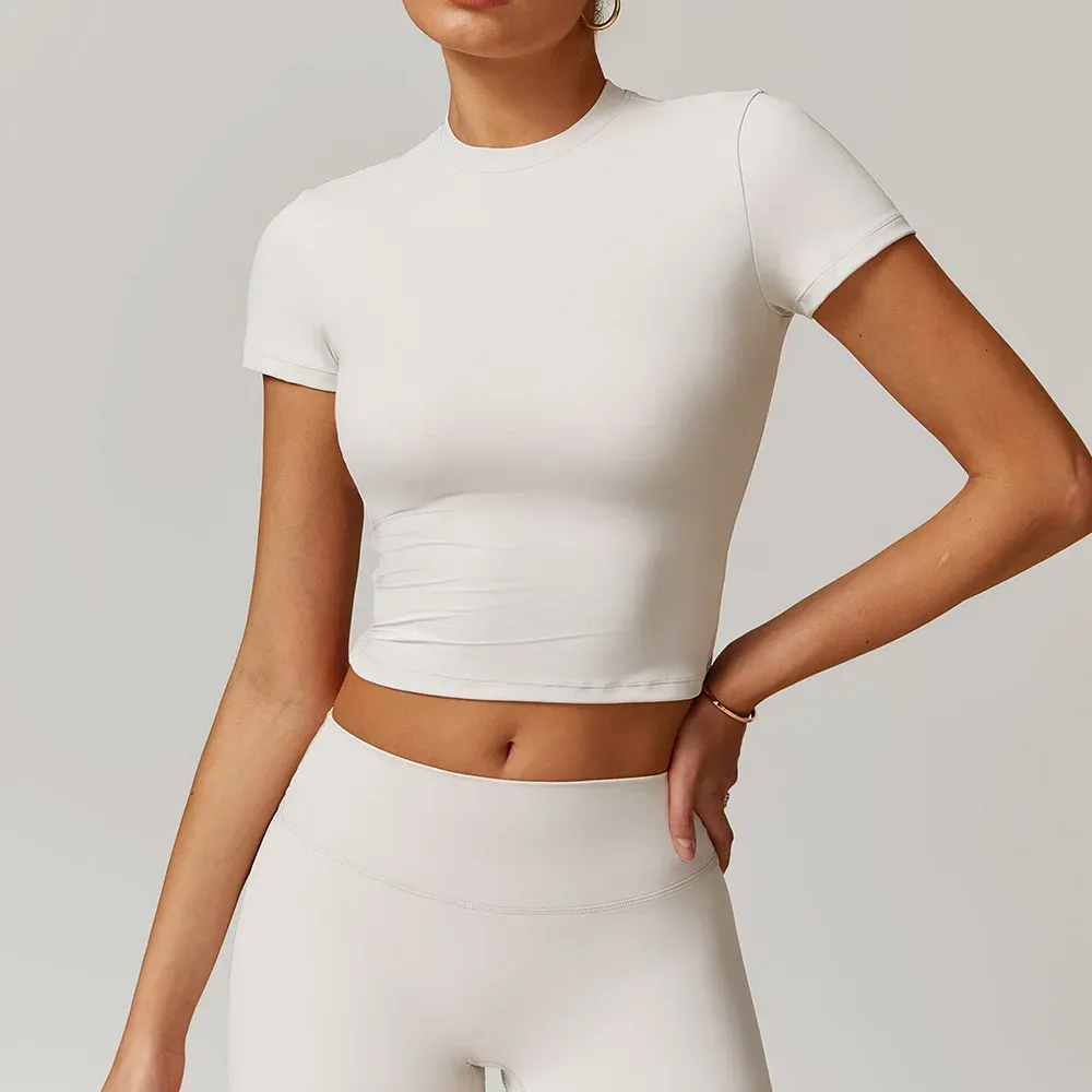 Women's Quick-Drying Yoga Top Short-Sleeved Fitness Blouse for Outdoor Running With Logo on Front Gym Wear Women