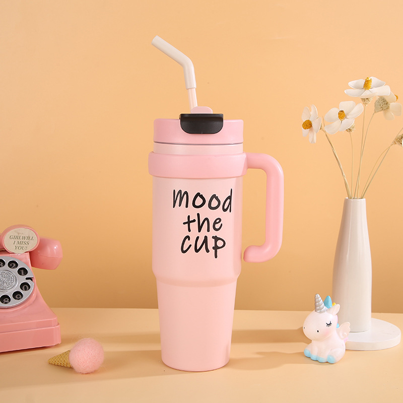 Giant Insulated Cup for Girls, High Capacity, Cute Pattern, Ice Cup, 2024 New Straw Cup