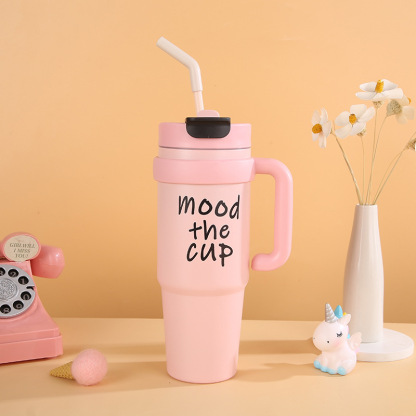 Giant Insulated Cup for Girls, High Capacity, Cute Pattern, Ice Cup, 2024 New Straw Cup