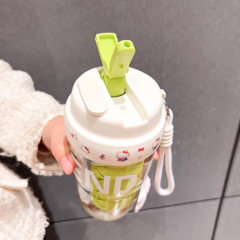2025 New High-Value Water Bottle for Girls with Straw, Cute Student Cup, Popular Summer Portable Cup