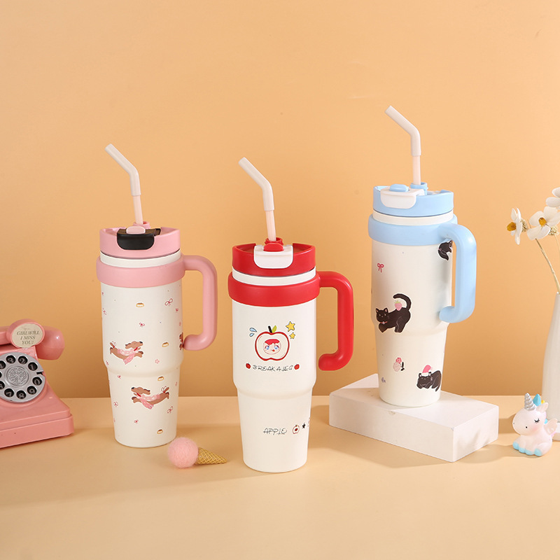 Giant Insulated Cup for Girls, High Capacity, Cute Pattern, Ice Cup, 2024 New Straw Cup