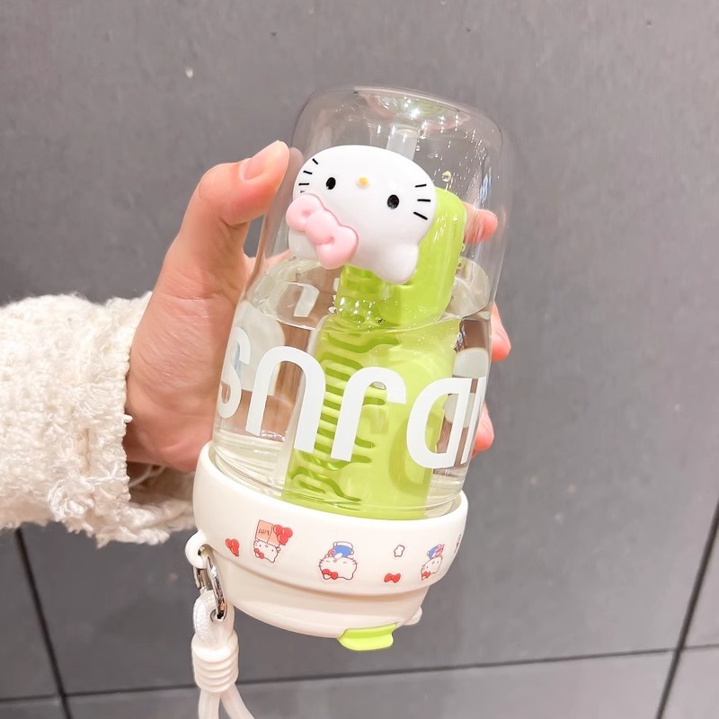 2025 New High-Value Water Bottle for Girls with Straw, Cute Student Cup, Popular Summer Portable Cup