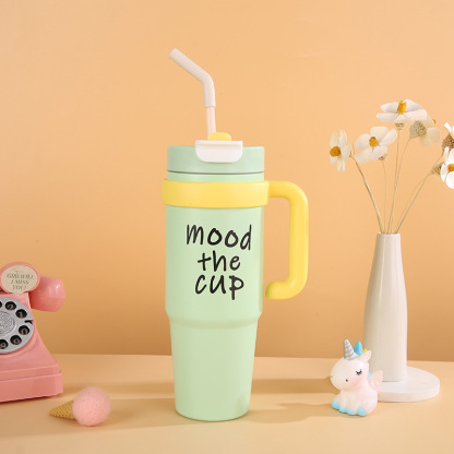 Giant Insulated Cup for Girls, High Capacity, Cute Pattern, Ice Cup, 2024 New Straw Cup