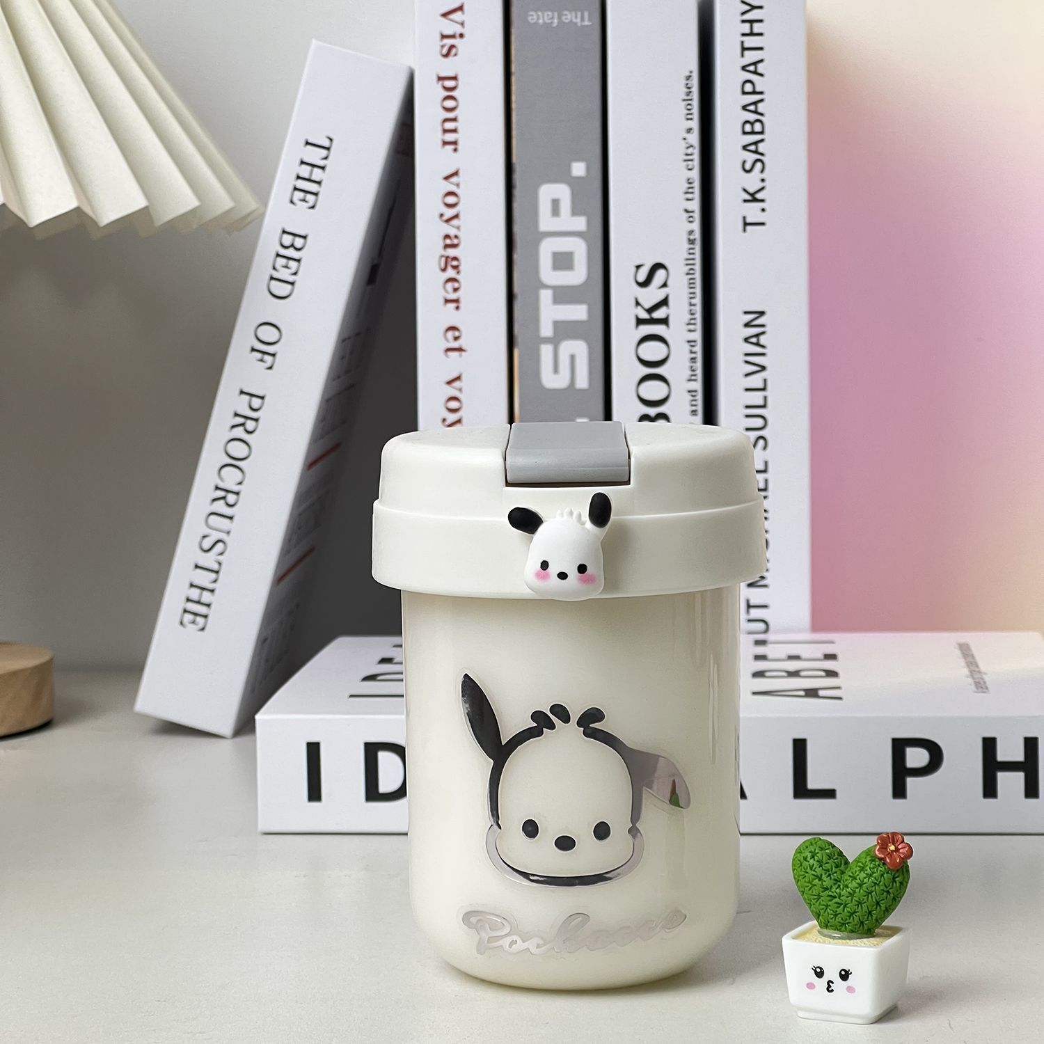 High-Quality Cute Small Portable Student Straw Cup for Girls, Simple and Convenient Couple Cup, Cheap and Adorable Water Bottle