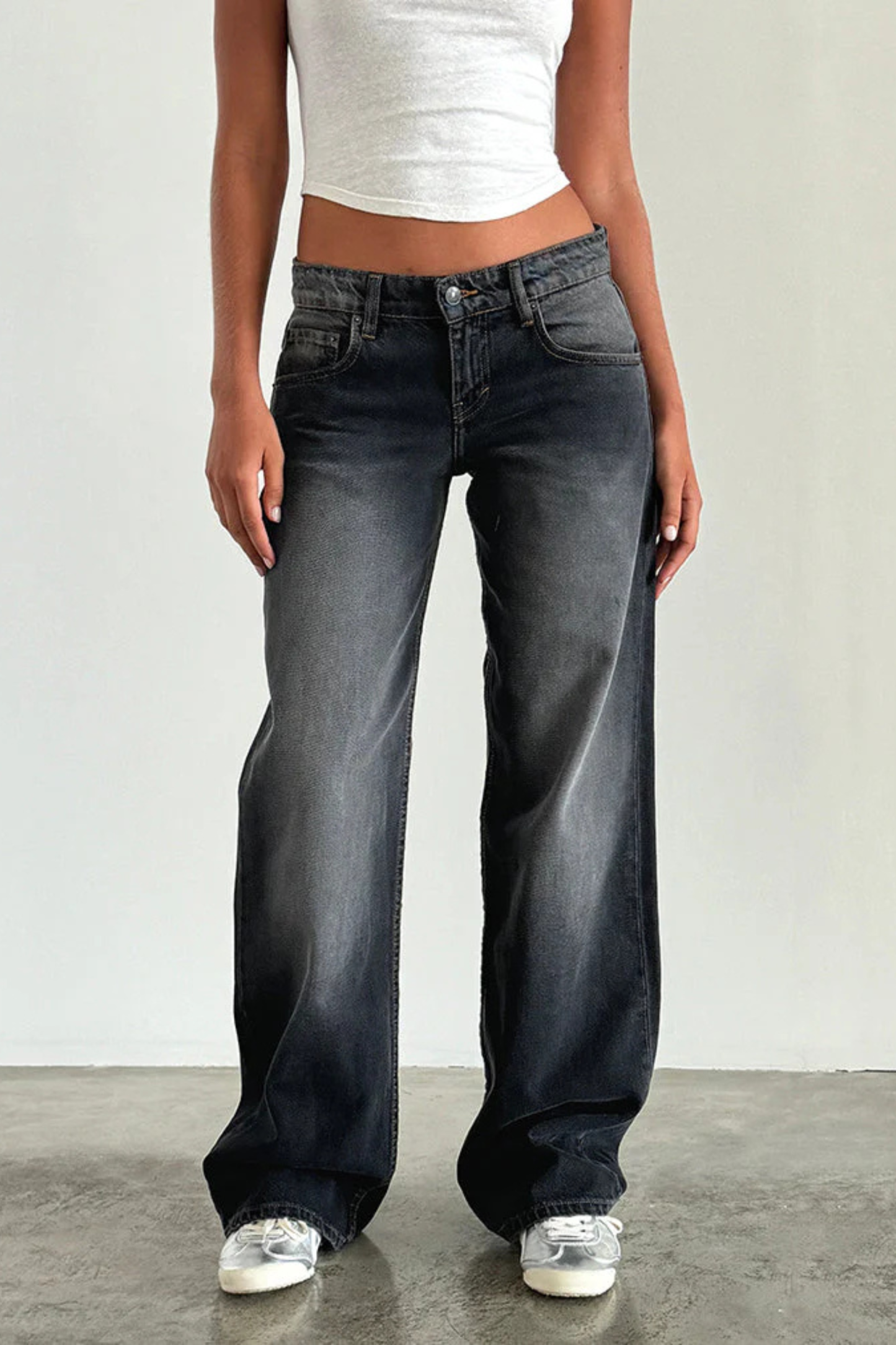 Low Rise Jeans  Grey Bleach