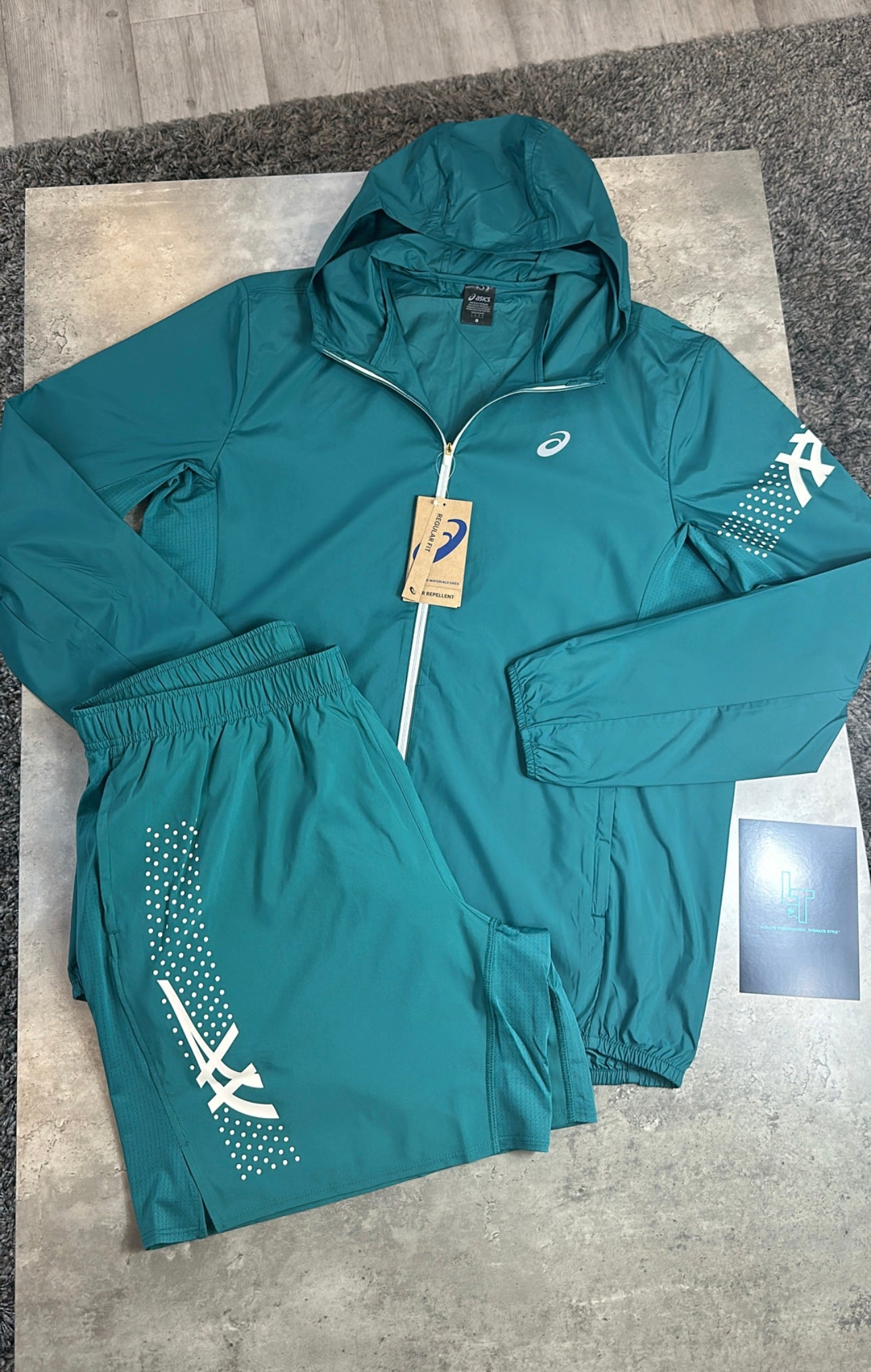 Asics suit