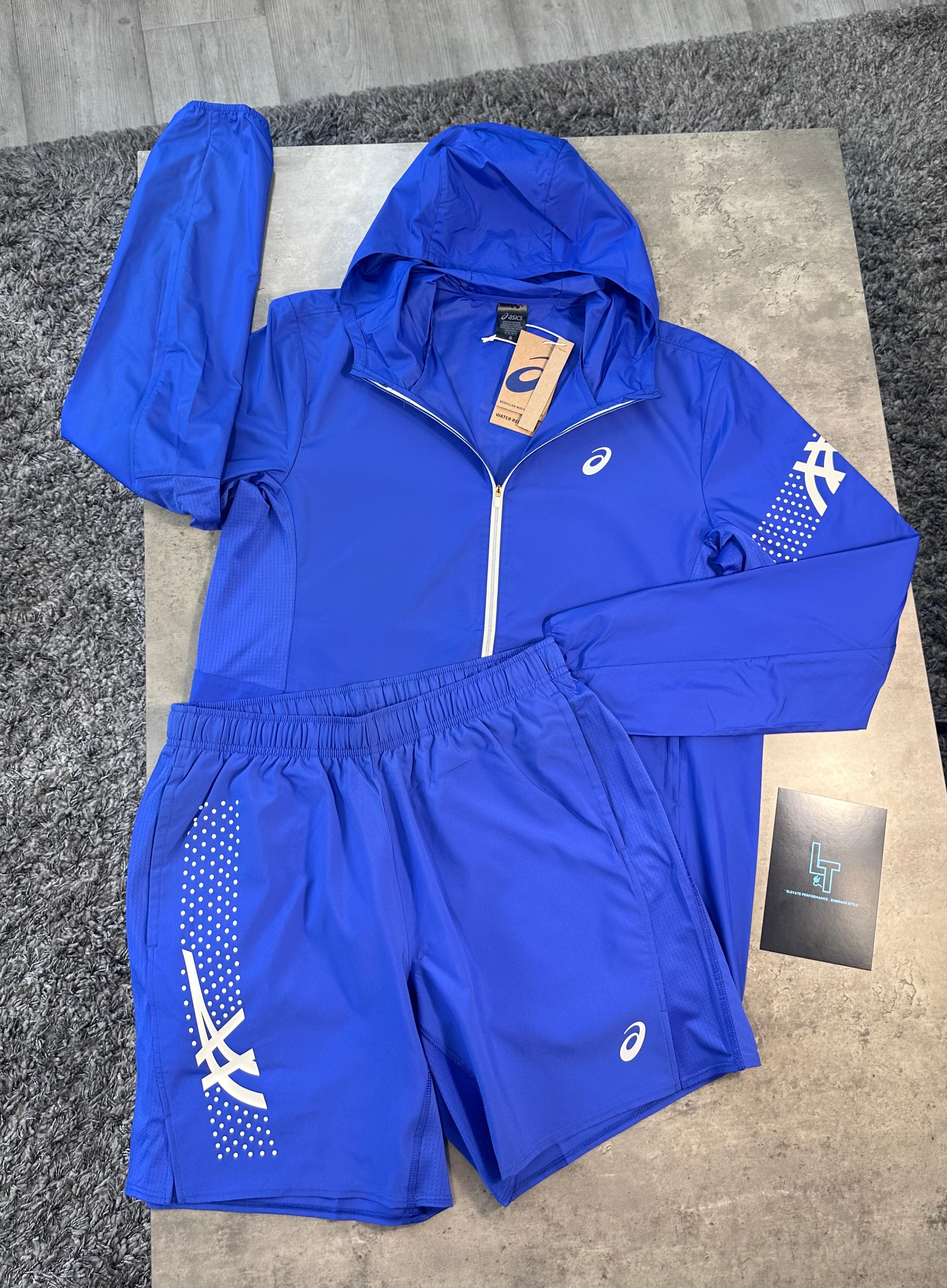Asics suit