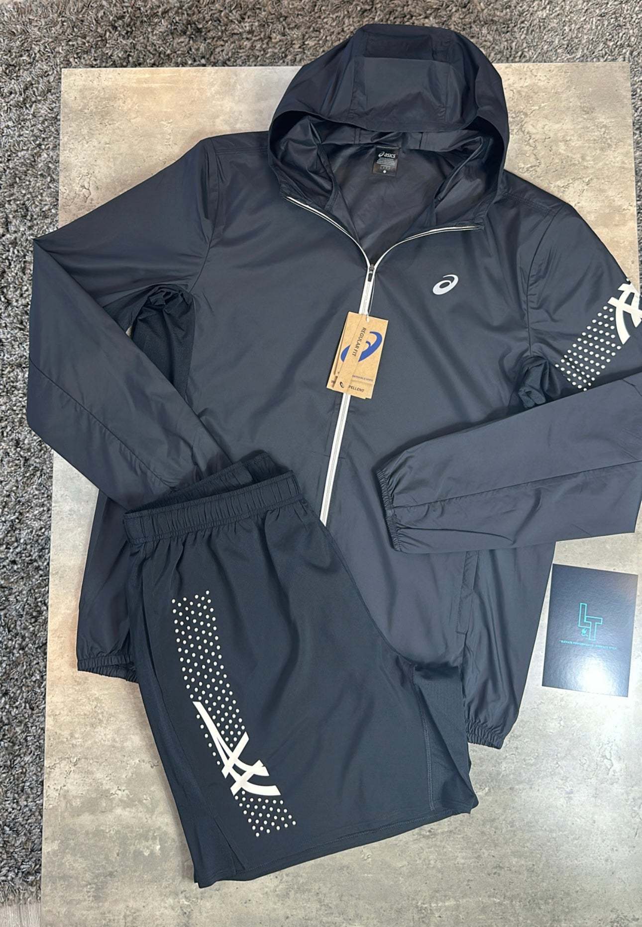 Asics suit