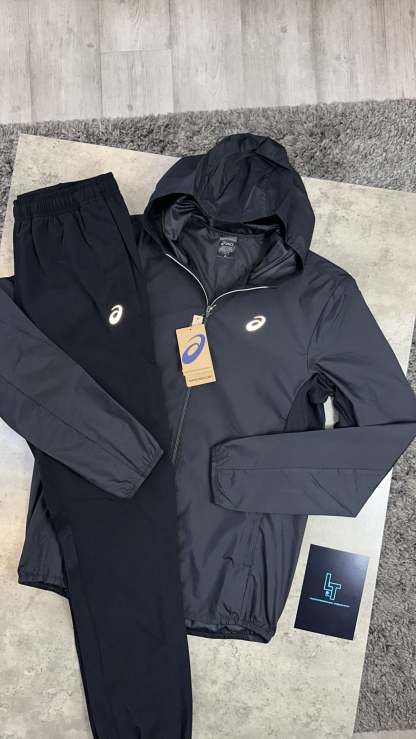 Asics suit