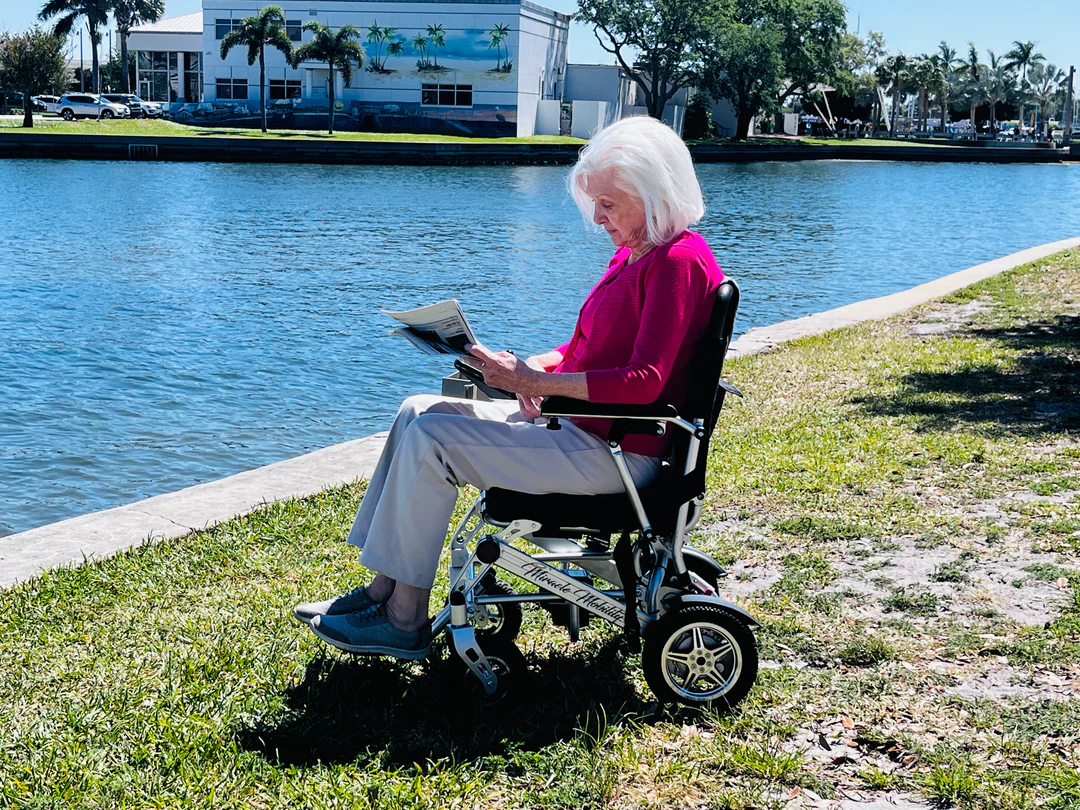 💝𝐐𝐕𝐂 𝐃𝐞𝐚𝐥𝐬 𝐨𝐧 𝐭𝐡𝐞 𝐃𝐚𝐢𝐥𝐲✨Miracle Mobility Silver 6000 Plus Folding Electric Wheelchair