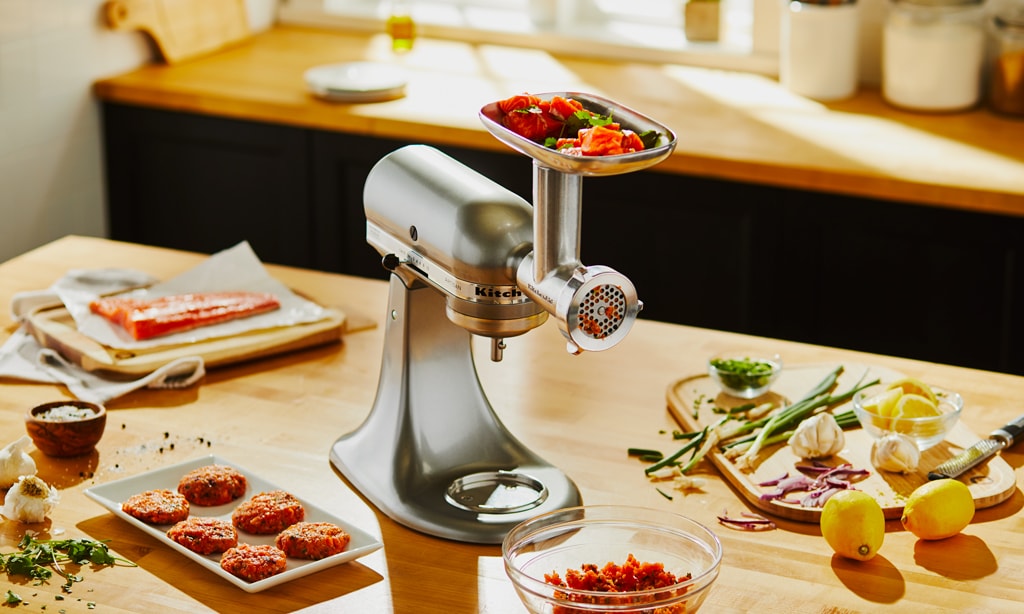 💝𝐐𝐕𝐂'𝐬 𝐁𝐥𝐚𝐜𝐤 𝐅𝐫𝐢𝐝𝐚𝐲 𝐃𝐞𝐚𝐥𝐬✨KitchenAid Metal Food Grinder Attachment with Sausage Stuffer 