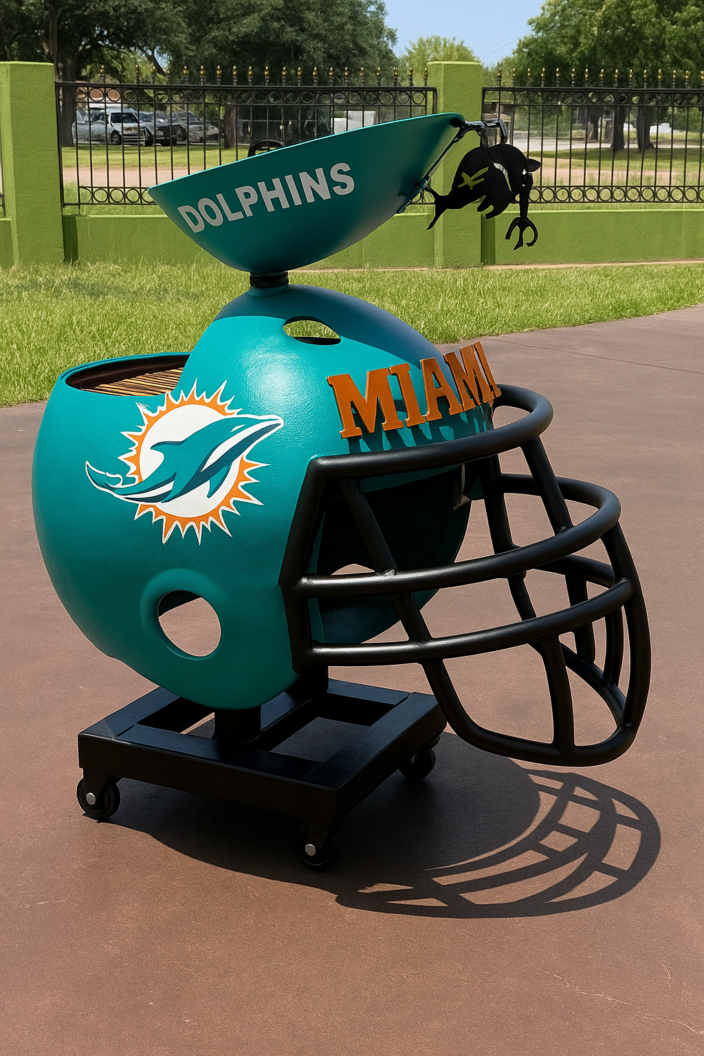 Team Helmet BBQ Grill