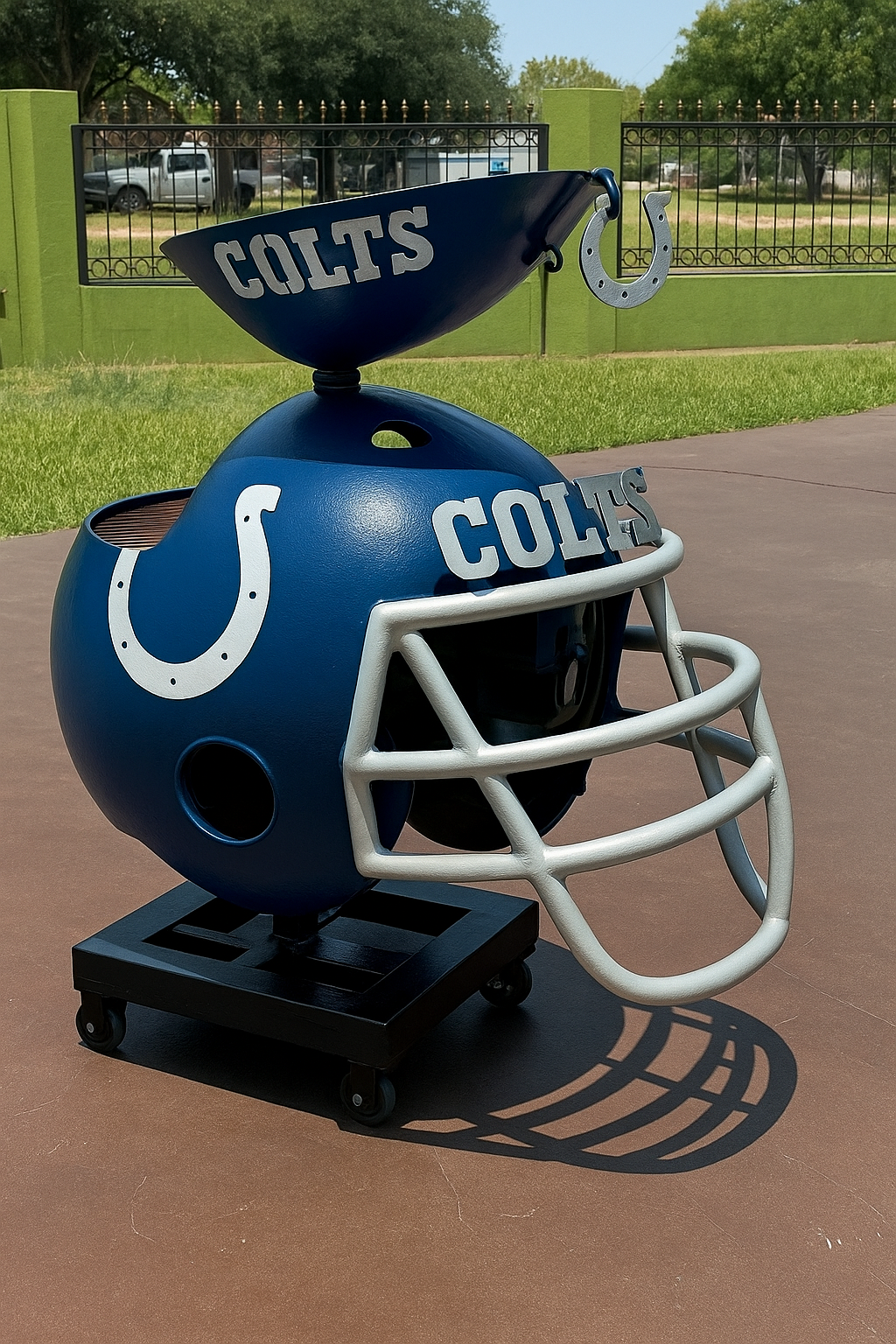 Team Helmet BBQ Grill