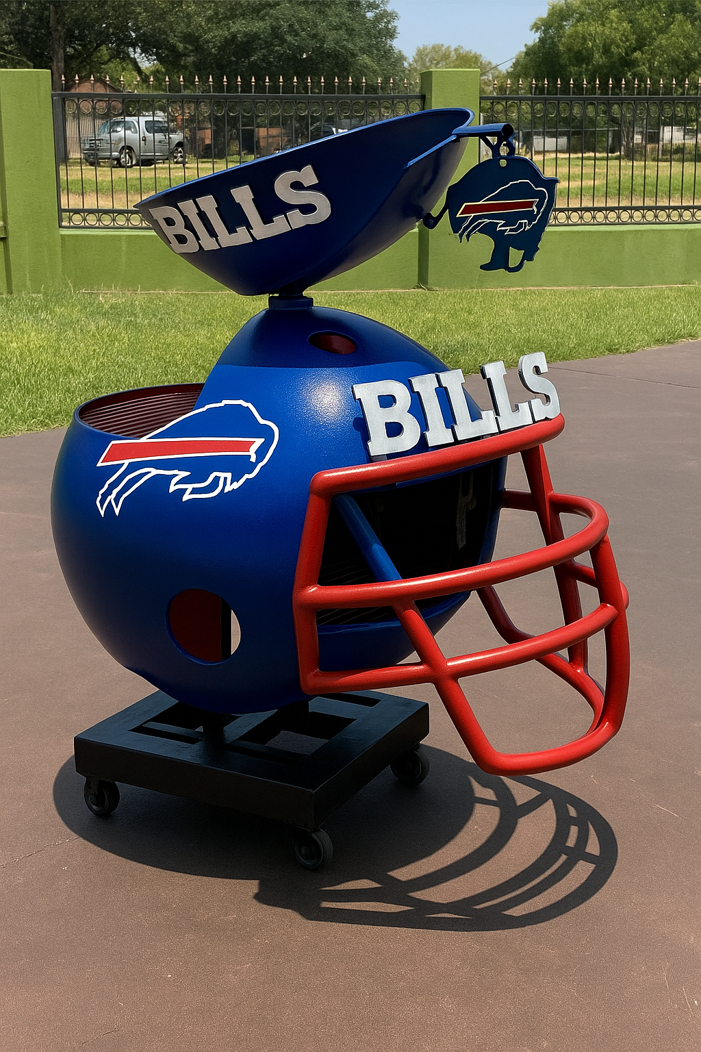 Team Helmet BBQ Grill