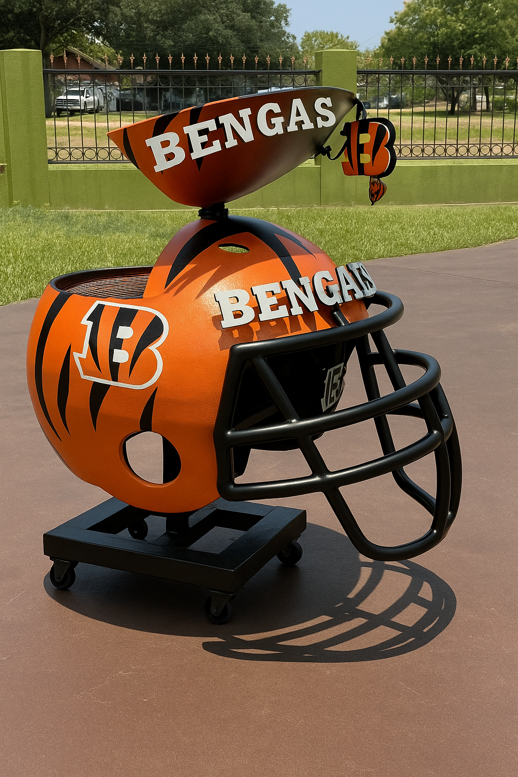 Team Helmet BBQ Grill