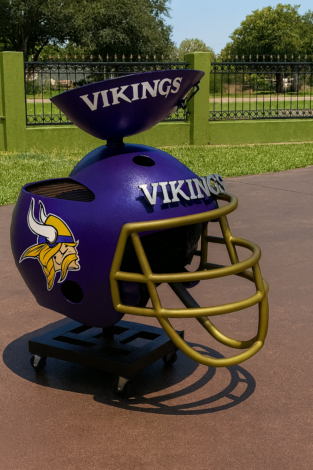 Team Helmet BBQ Grill