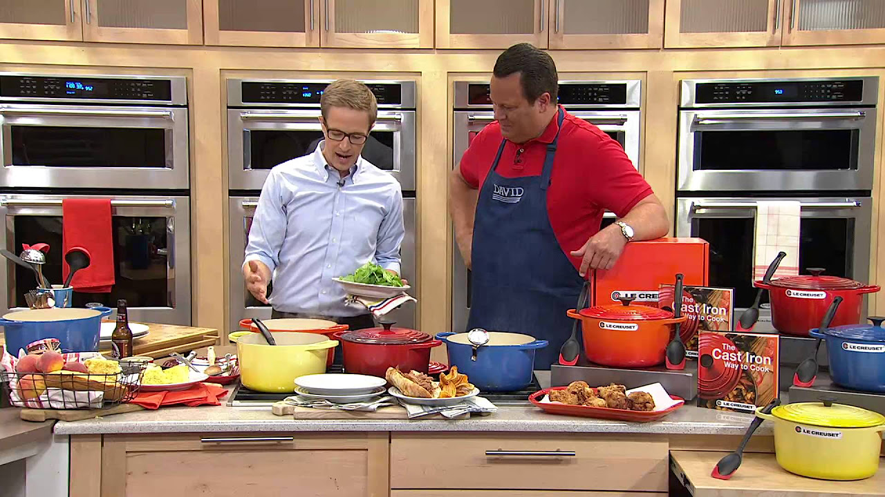 Le Creuset 6.5 qt Round Dutch Oven w/ Cookbook & Saute Spoon with David  Venable