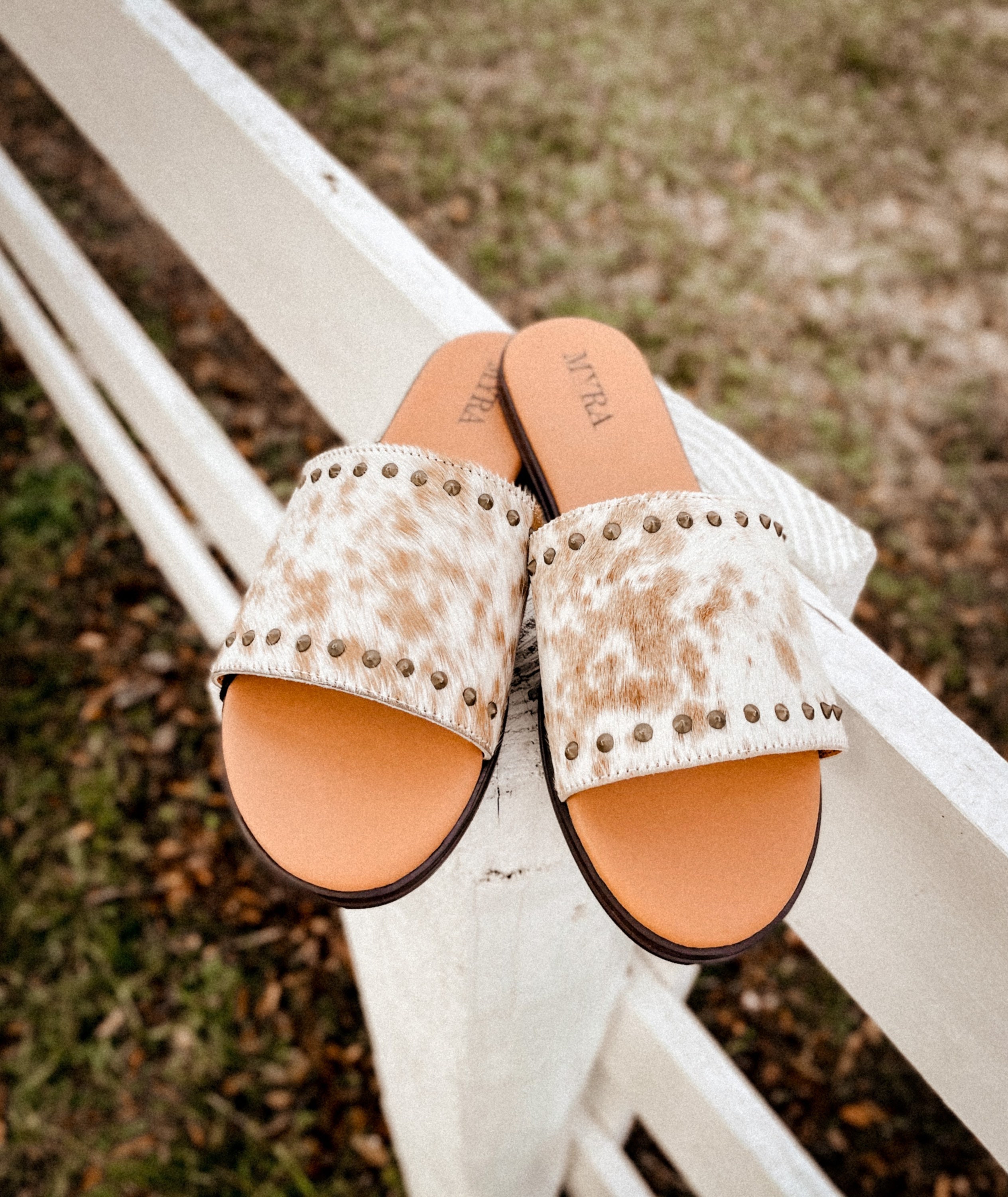 Genuine Cowhide Western Sandals Outdoor Flipflops Footwear