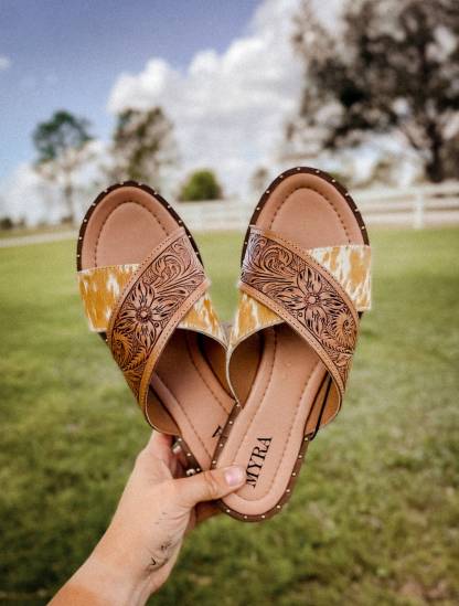 Genuine Leather Tooled and Cowhide Western Sandals Outdoor Flipflops Footwear