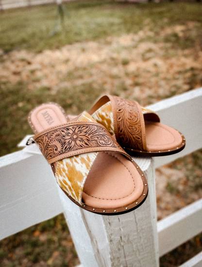 Genuine Leather Tooled and Cowhide Western Sandals Outdoor Flipflops Footwear