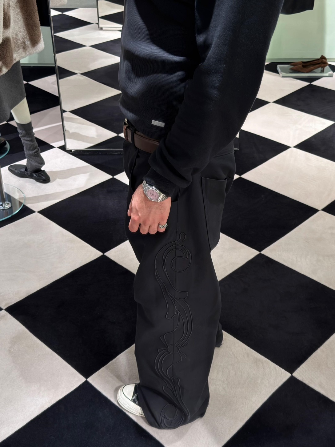 EMBROIDERED DETAIL WIDE-LEG PANTS