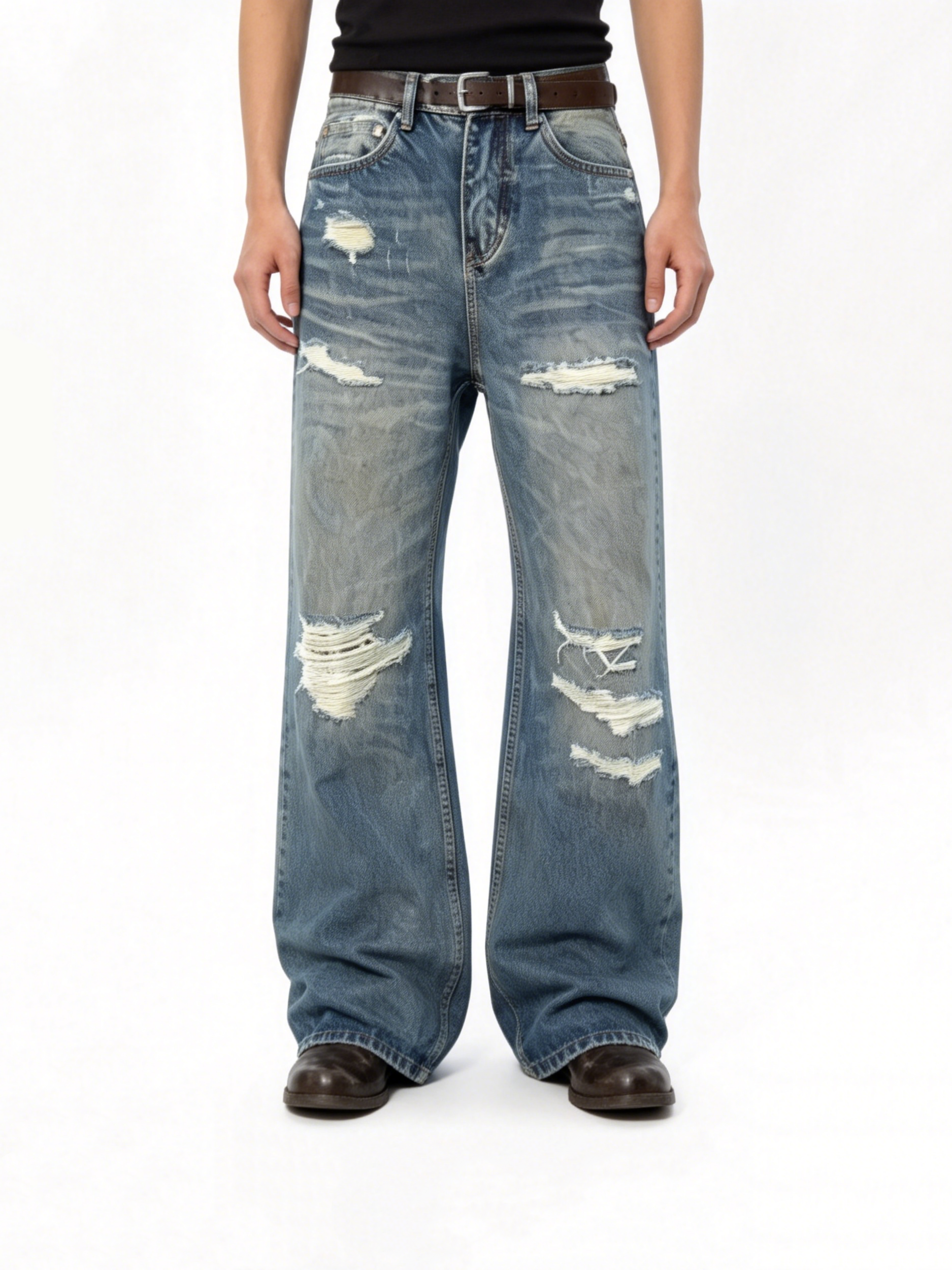 VINTAGE DISTRESSED BAGGY JEANS