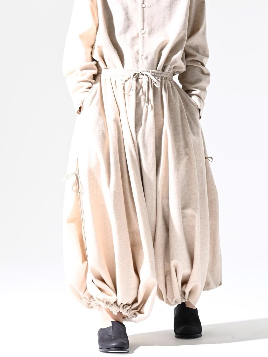 ANGORA WOOL BALLOON PANTS