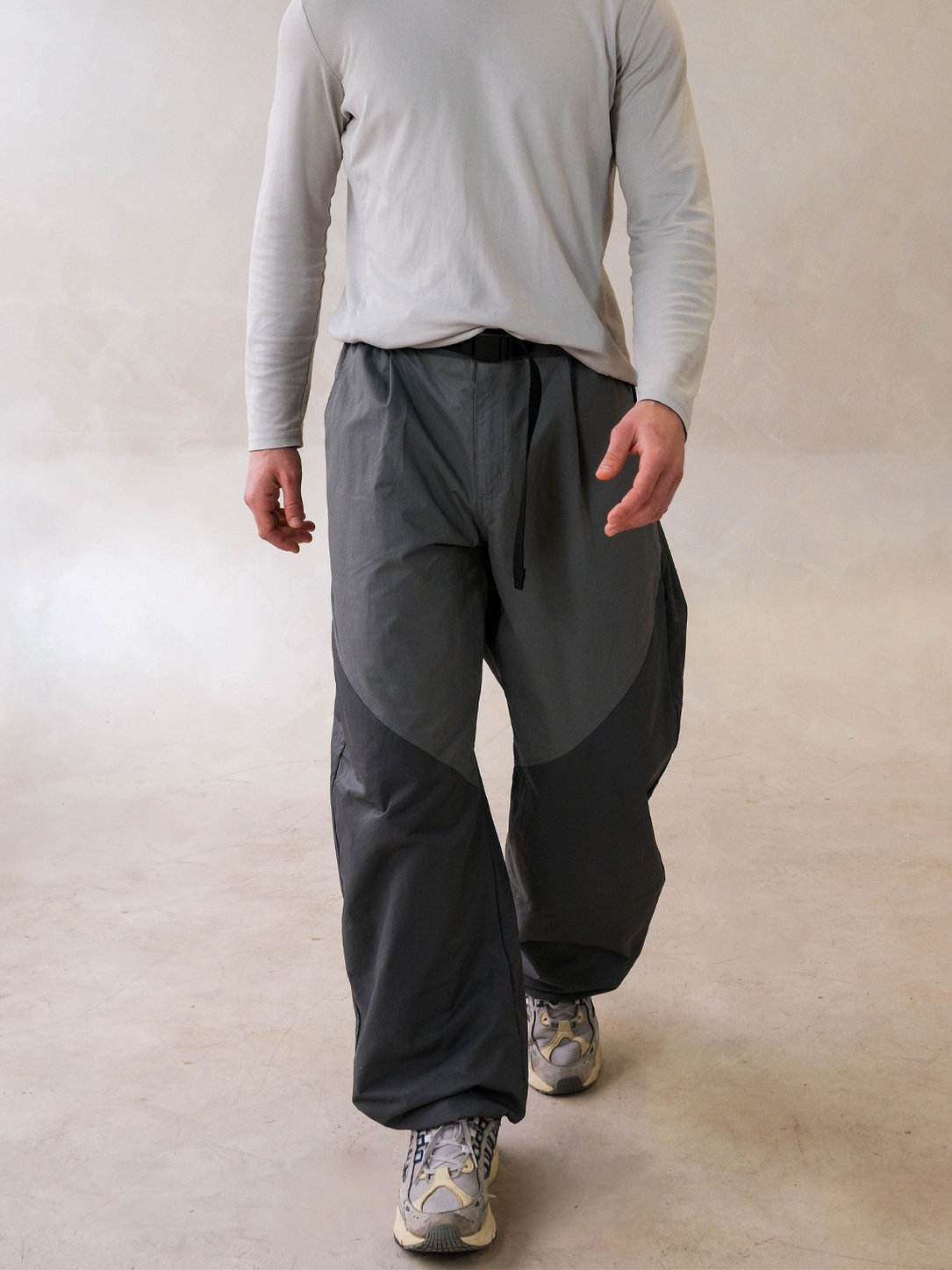 VERSATILE TECHNICAL MOUNTAIN PANTS