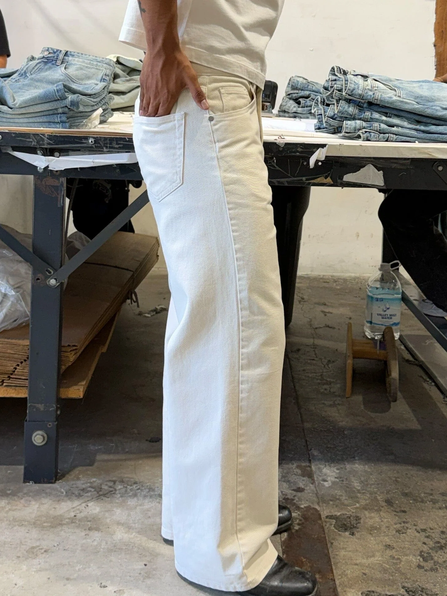 TOKYO STRAIGHT-WIDE LEG JEANS