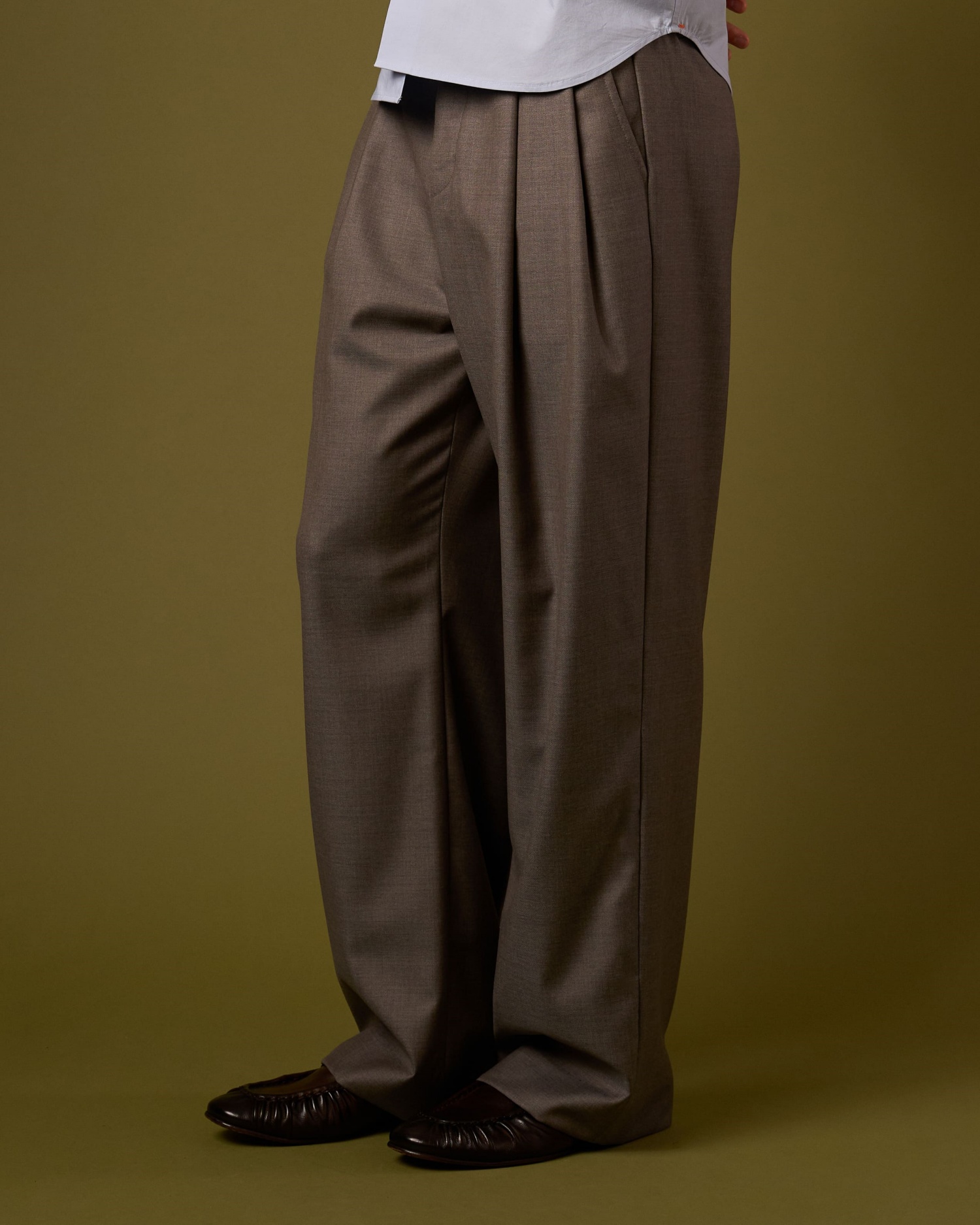 WOOL PLEATED TROUSERS